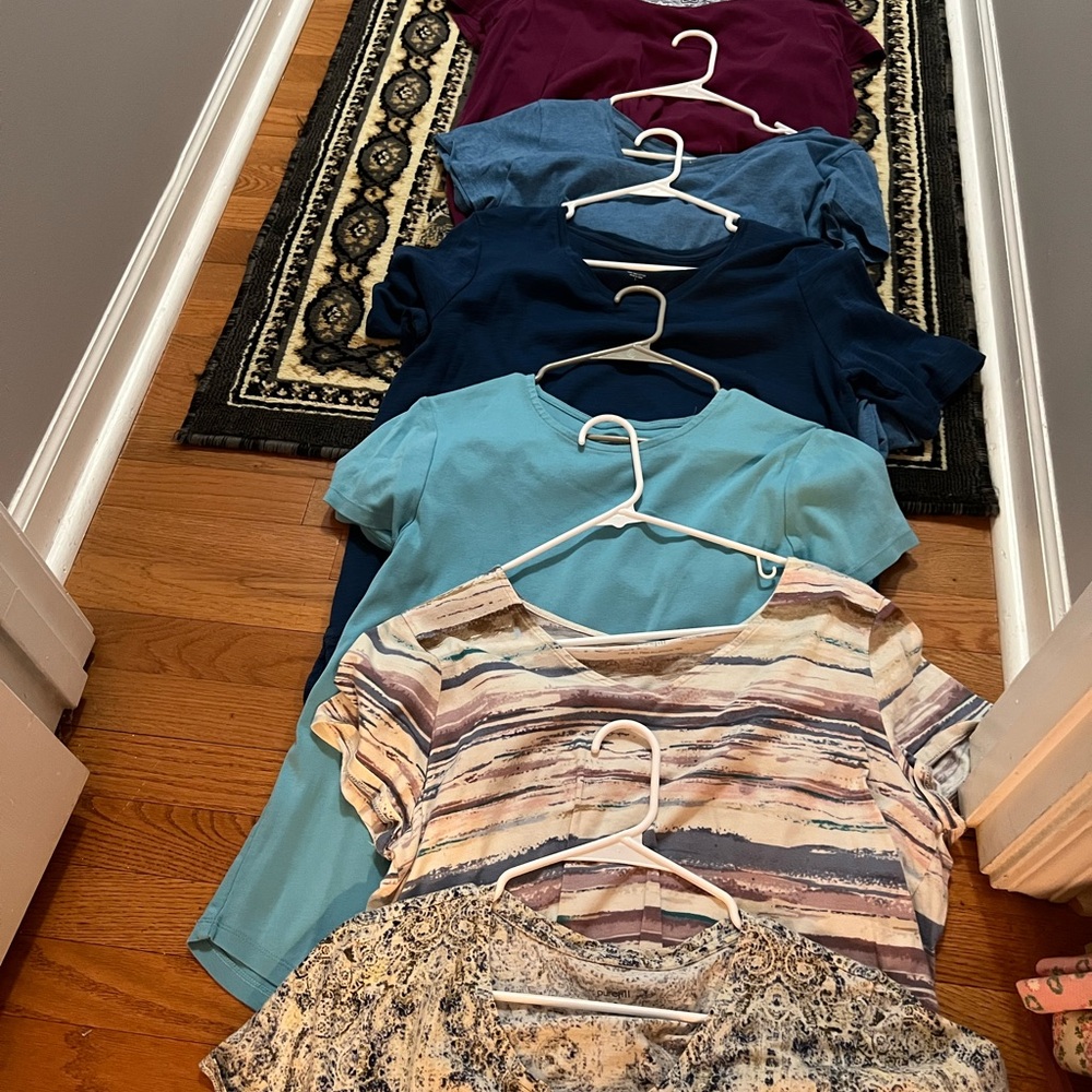 Lot of 8 J Jill T-shirts in different colors and styles all size large